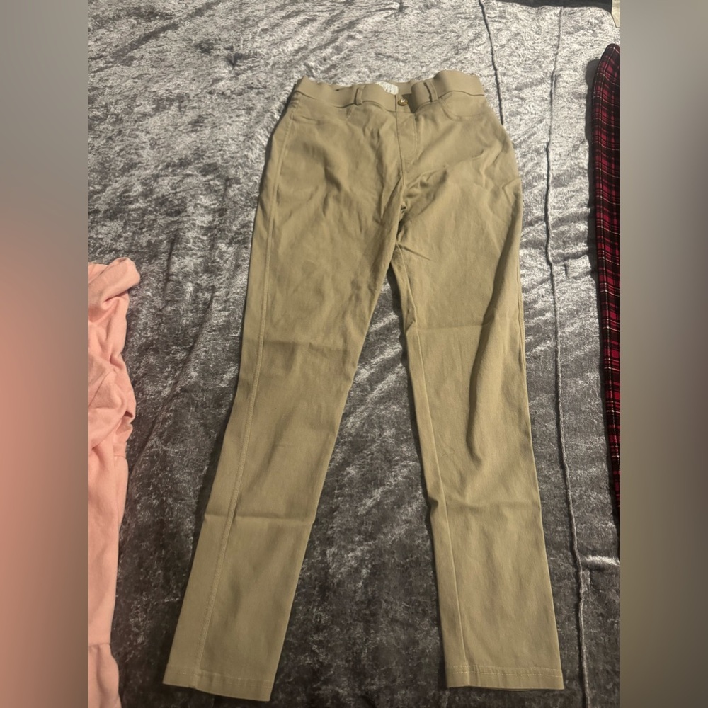 Khaki jegging slacks
